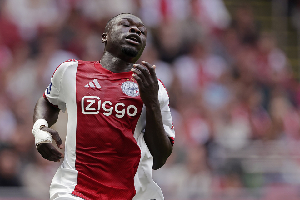 开云官网-关于荷甲赛程吃紧；阿贾克斯今晚刷新队史纪录；更衣室稳定；赛季目标并未改变的信息