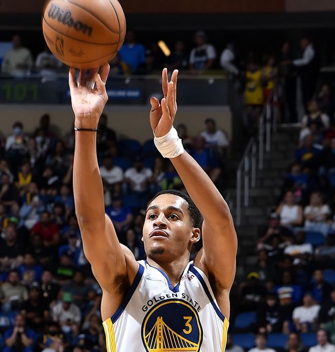 开云app-刚刚！菲尼克斯太阳回应争议备战中超瓦伦西亚手感冰凉备战NBA总决赛，多特蒙德集结日状态回暖的简单介绍